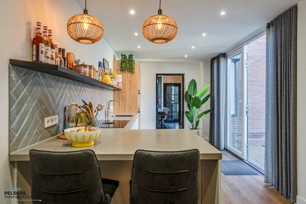 Medium property photo - Prinses Margrietlaan 4, 5953 CA Reuver